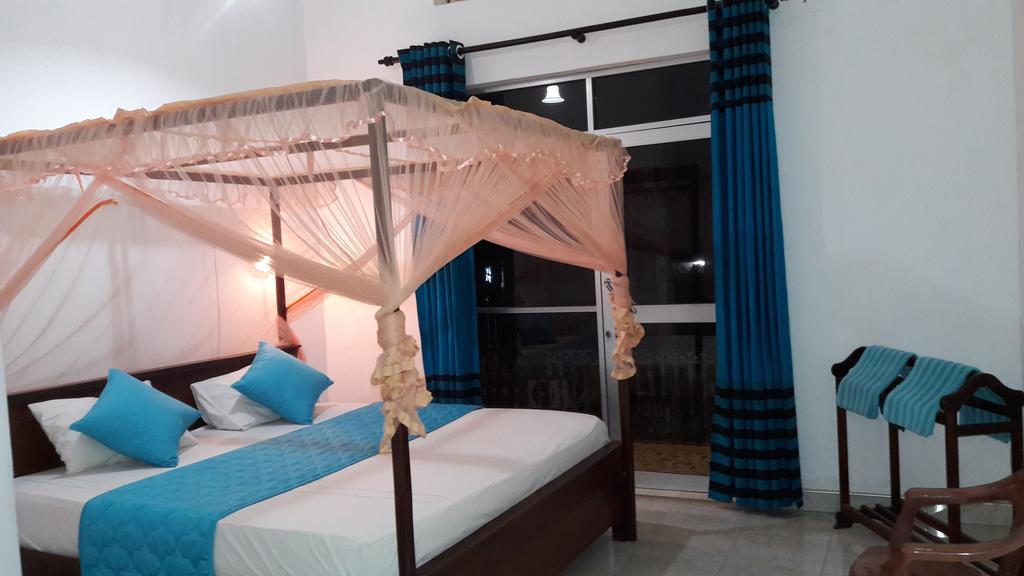 New Rani Inn Negombo Bagian luar foto