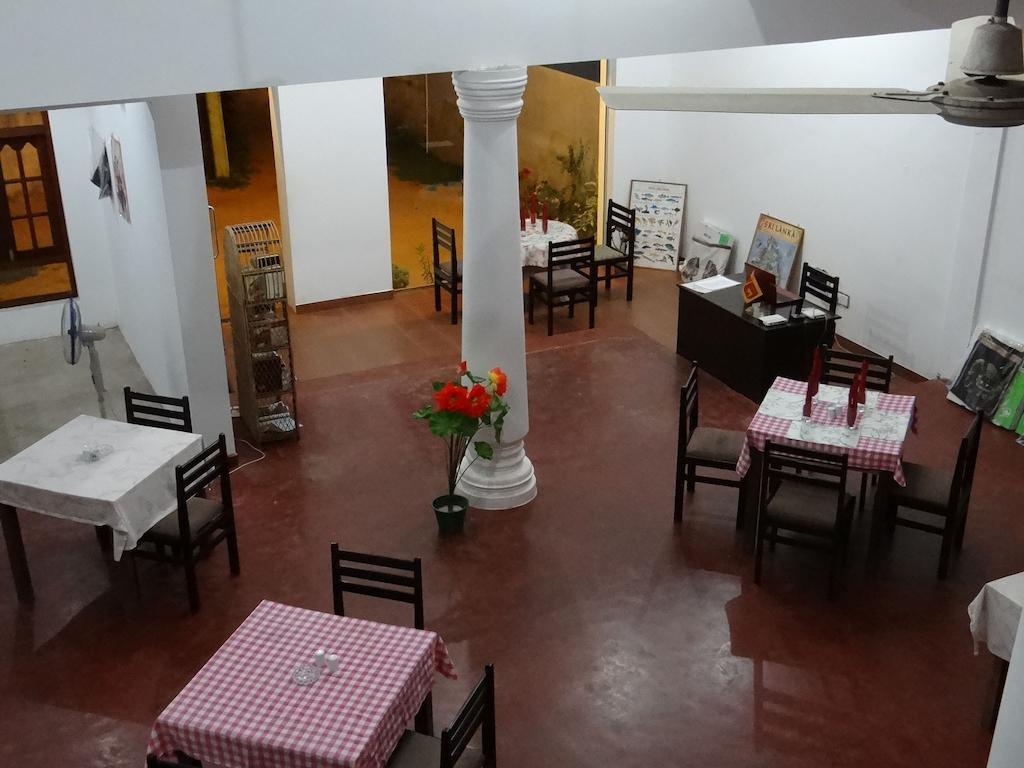 New Rani Inn Negombo Bagian luar foto
